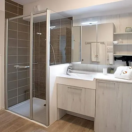 Aparthotel Domitys - La Plume De Samara Amiens