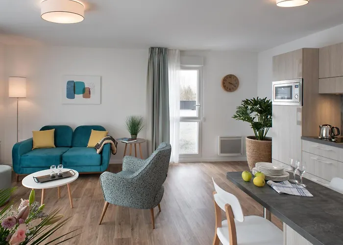 Aparthotel Domitys - La Plume De Samara - Senior 4*