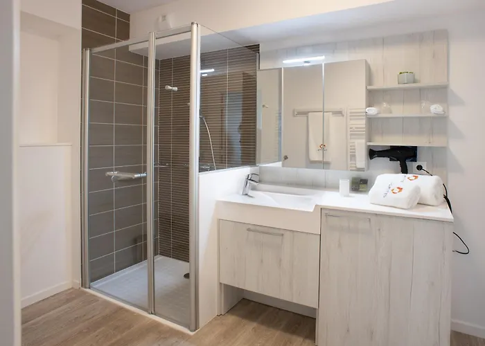 Domitys - La Plume De Samara - Senior 4*